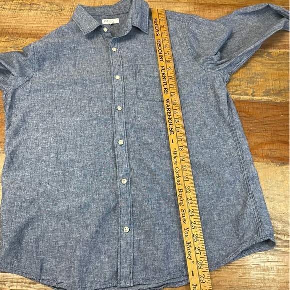 GAP Men’s Large standard fit linen button down blue crush - Picture 7 of 9